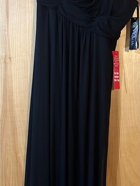 NWT Onyx Nite Black Maxi Evening Gown Size 10